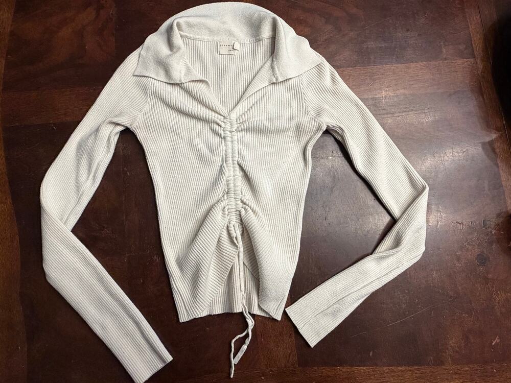 Dreamers by Debut Cream Ribbed Collared Top S Front Drawstring
